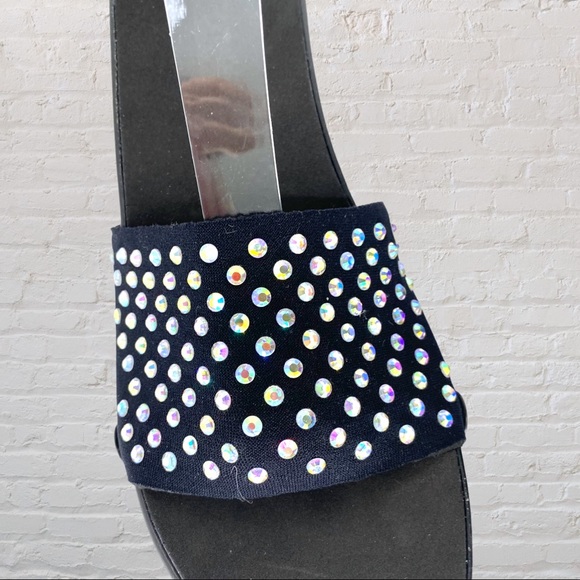 Onesole Snappy Sparkly clip on slide sandals - Picture 6 of 7